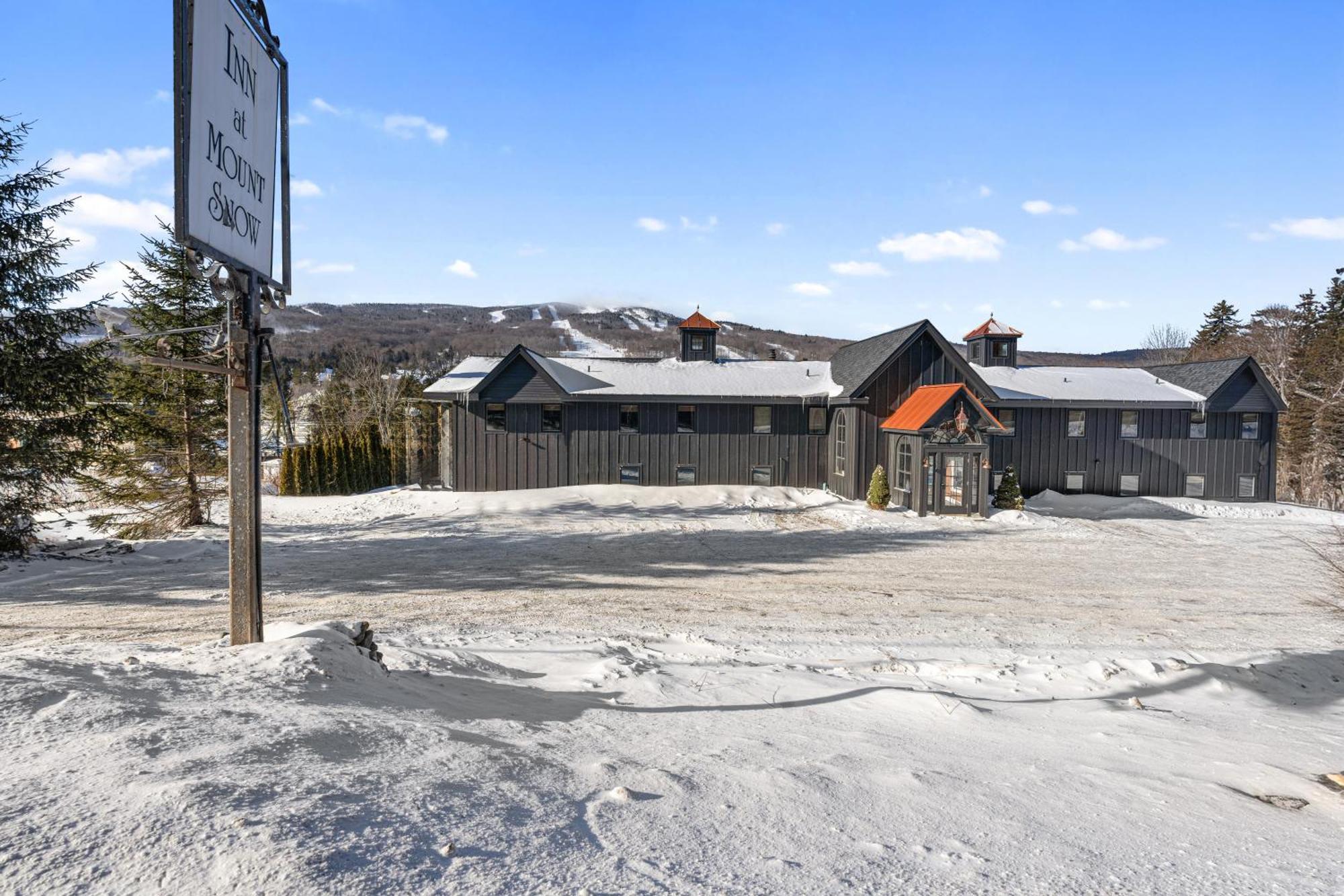Inn At Mount Snow West Dover Extérieur photo